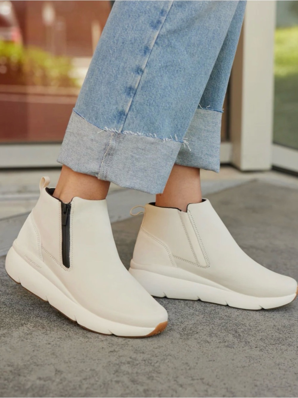 ABEO MXV Shift Zip in Off White Leather Women’s size 8.5